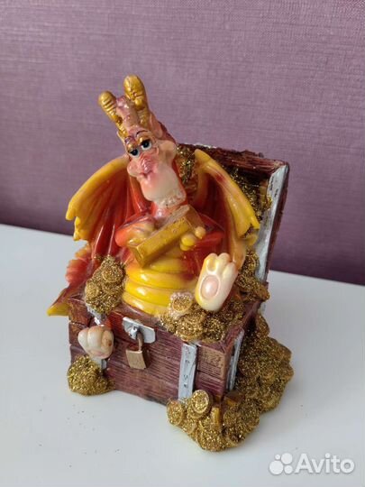 Копилка статуэтка символ года