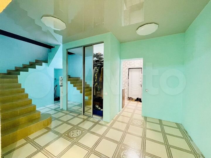 Дом 168 м² на участке 10 сот.