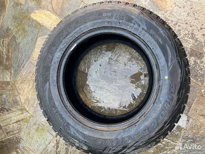 Bridgestone Blizzak DM-V1 285/60 R18 116R