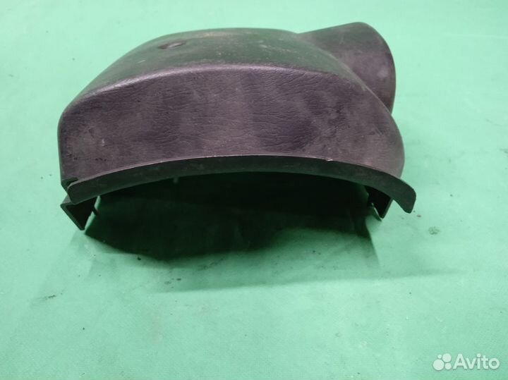 Kia Spectra Кожух рулевой колонки нижний