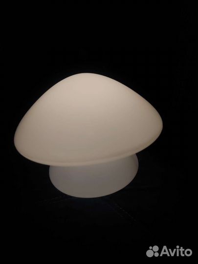 Ночник хёстфест гриб белый 20см