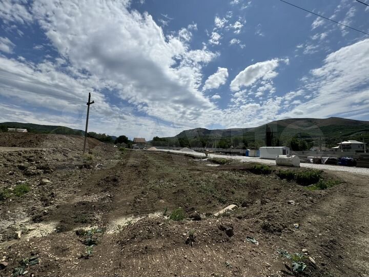 2-к. квартира, 67,4 м², 1/4 эт.