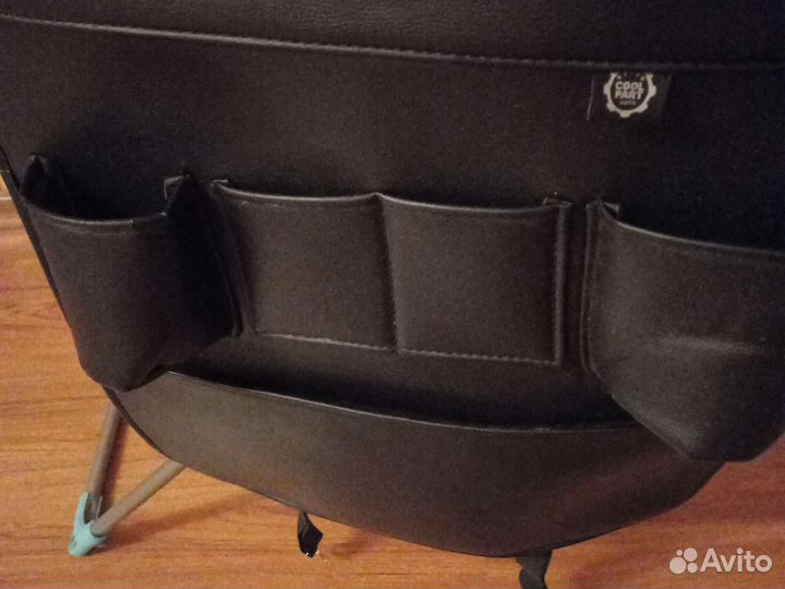 Органайзер на спинку сидения автомобиля. кожаный