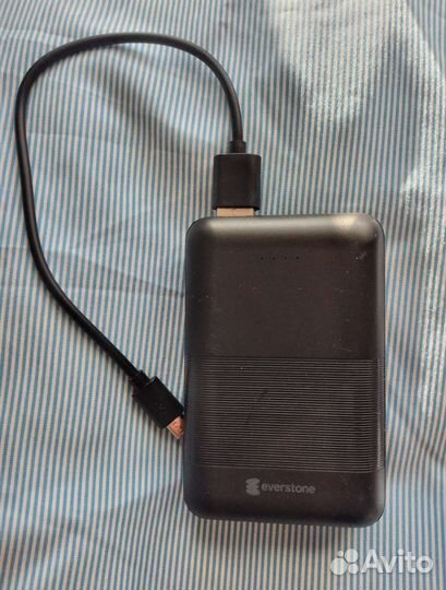 Внешний аккумулятор для телефона