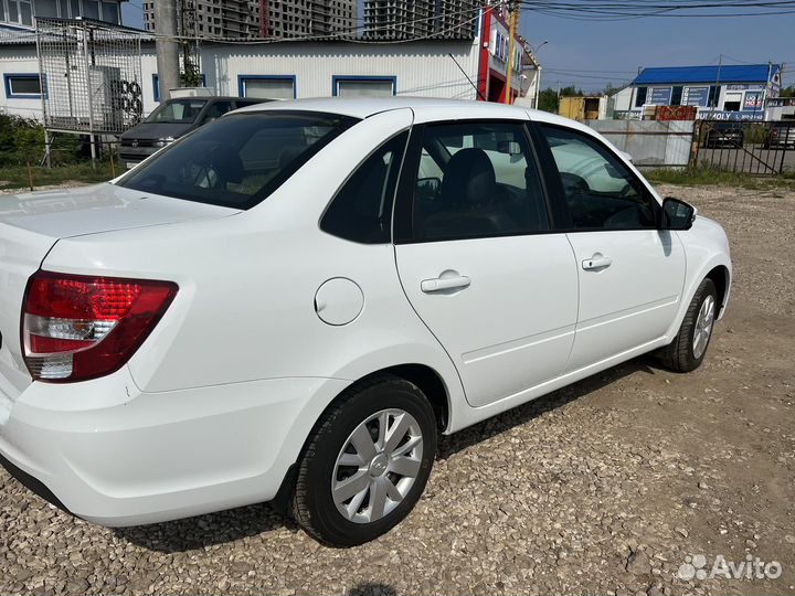 LADA Granta 1.6 МТ, 2023, 4 000 км