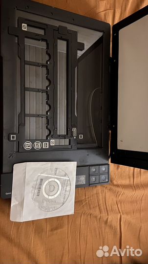 Сканер Epson v330 photo (для пленки)