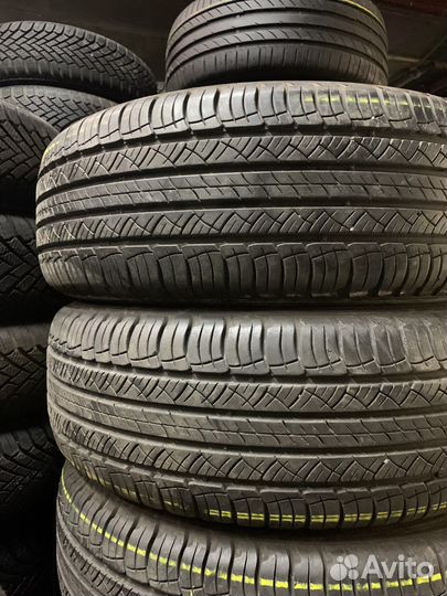 Michelin Latitude Tour HP 215/70 R16