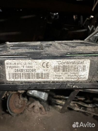 Блок комфорта Renault Fluence