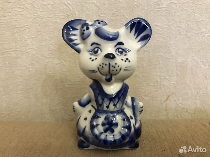 Фигурки гжель