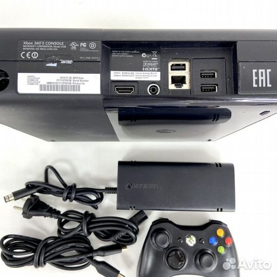 Игровая приставка Microsoft Xbox 360 E 500 гб HDD