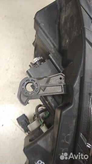 Фара левая Subaru Forester