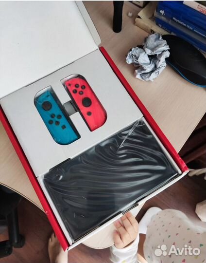 Nintendo Switch oled 64 гб новая