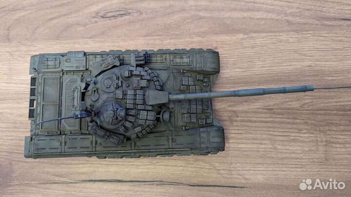 Модель готовая танк Т-72б 1/35 Качество мир танков