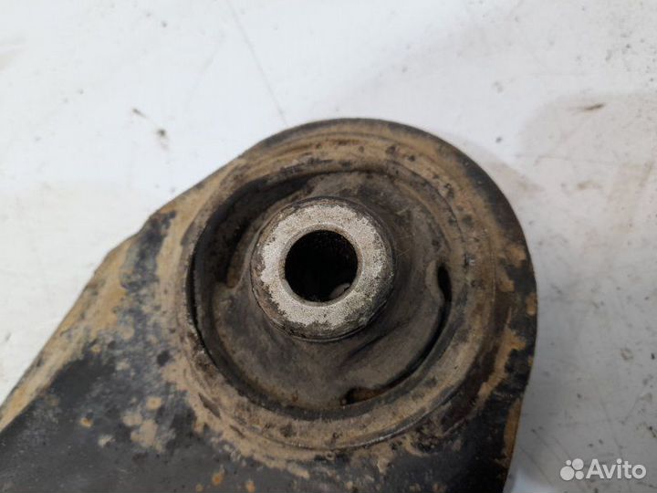 Рычаг передний правый Volkswagen Golf 4 (3D) AKQ