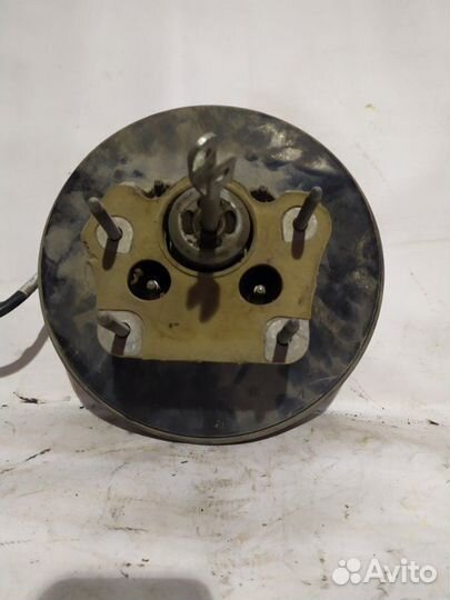 Вакуумный усилитель Renault Fluence 2.0 2011