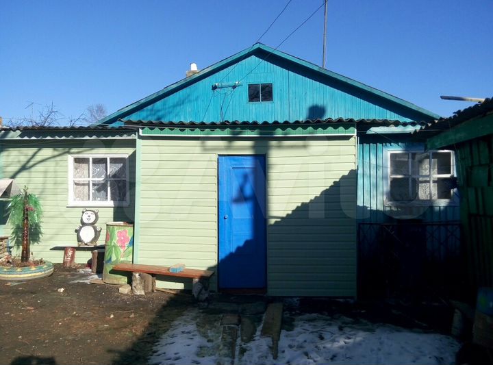 2-к. квартира, 42 м², 1/1 эт.