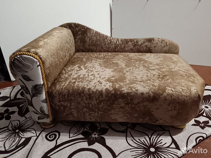 Лежанки для питомцев