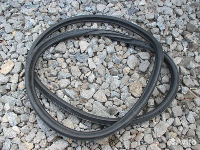 Уплотнитель (внутри) Corsa D