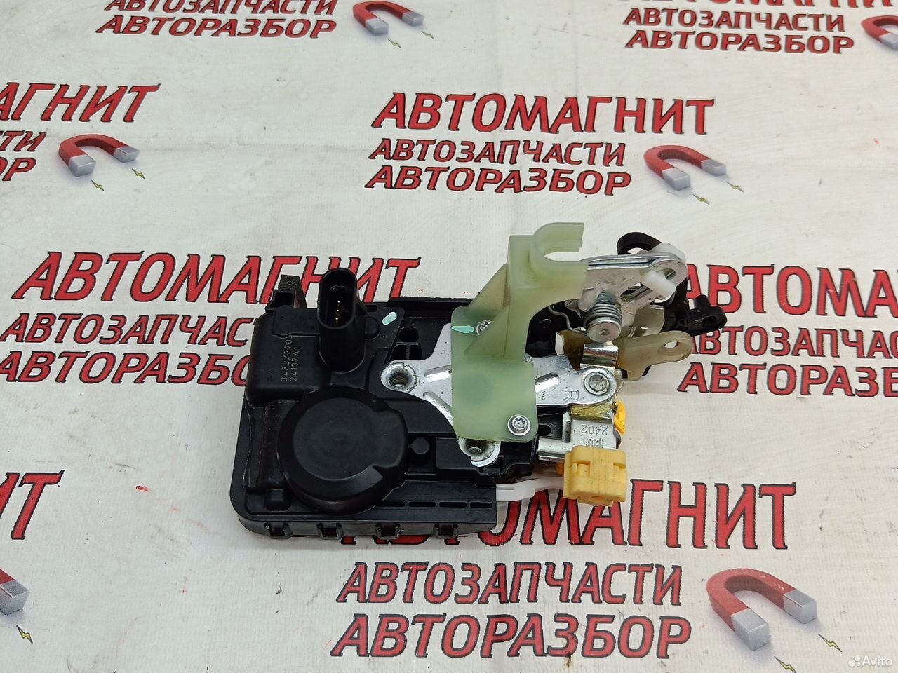 Замок двери задний правый Omoda S5