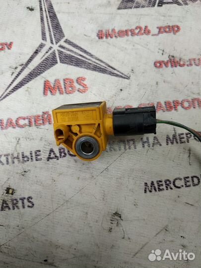 Датчик удара w212 Mercedes