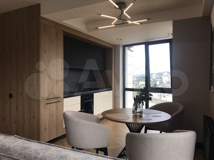 3-к. квартира, 90 м², 13/13 эт.