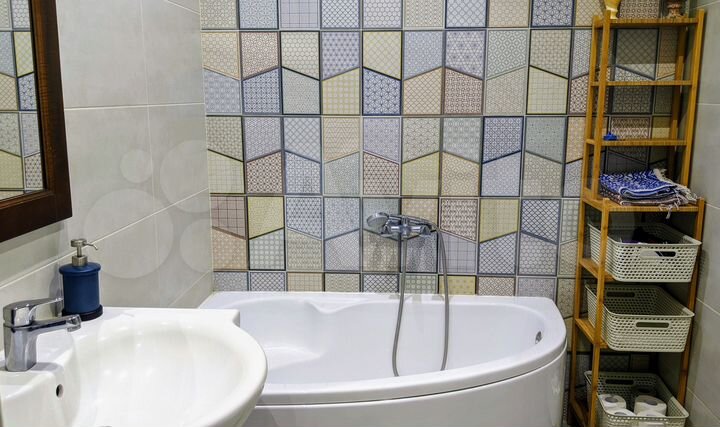 2-к. квартира, 58 м², 2/9 эт.