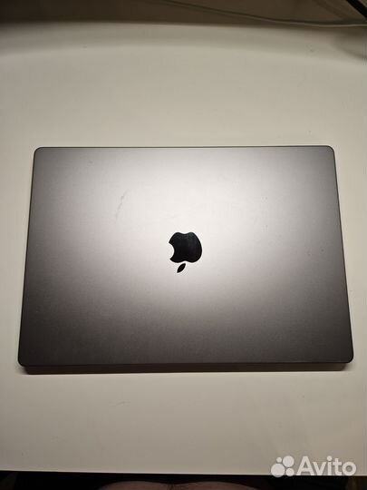 Apple MacBook Pro 16 m1 pro 512 gb