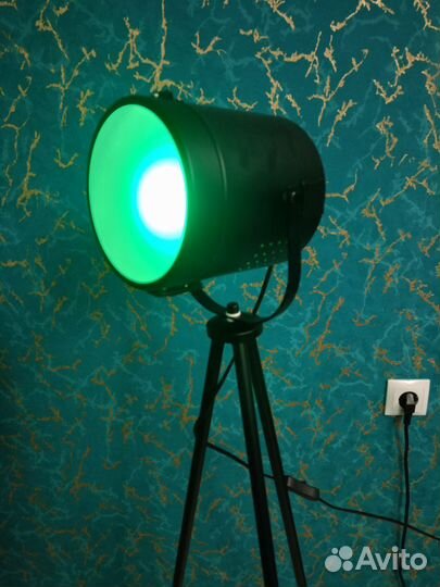 Торшер напольный