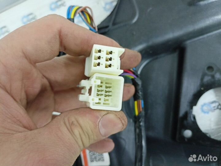 Панель обшивки передний правый Mazda 6 L3R4 2007