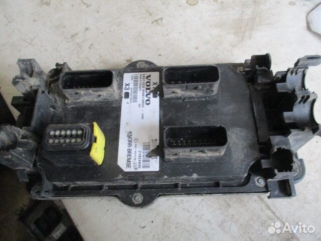 Блок управления EBS Volvo 21924945