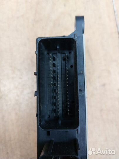 Блок управления аирбаг Opel Astra J A16XER 2010