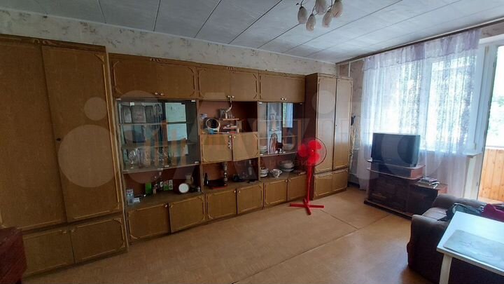 3-к. квартира, 60 м², 3/5 эт.