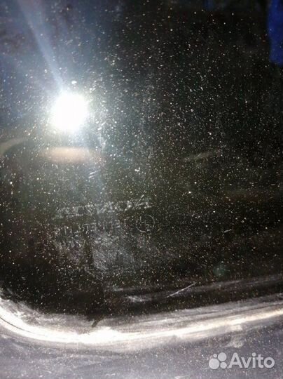 Стекло заднее правое Honda Cr-V 1