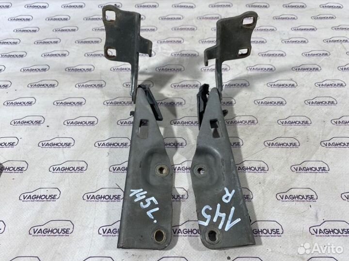 Петля капота Nissan Maxima A33 2.0 2004