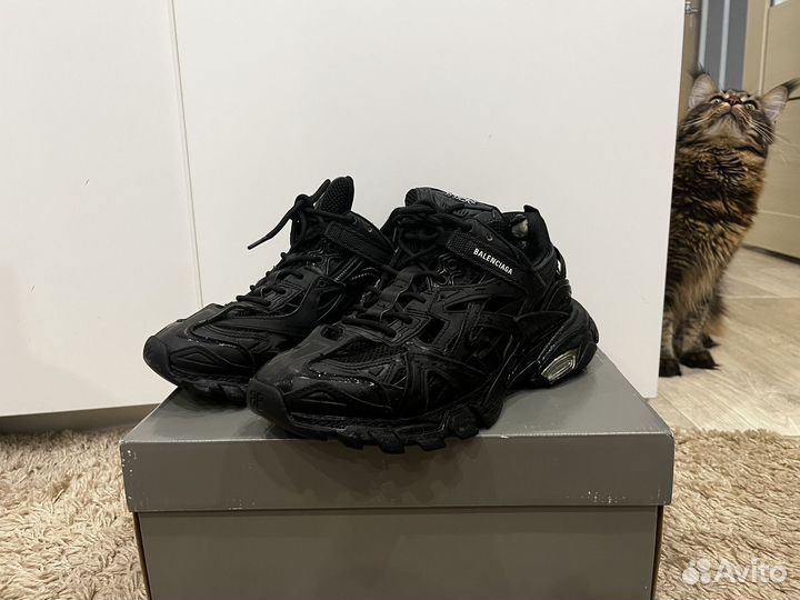 Balenciaga track 2