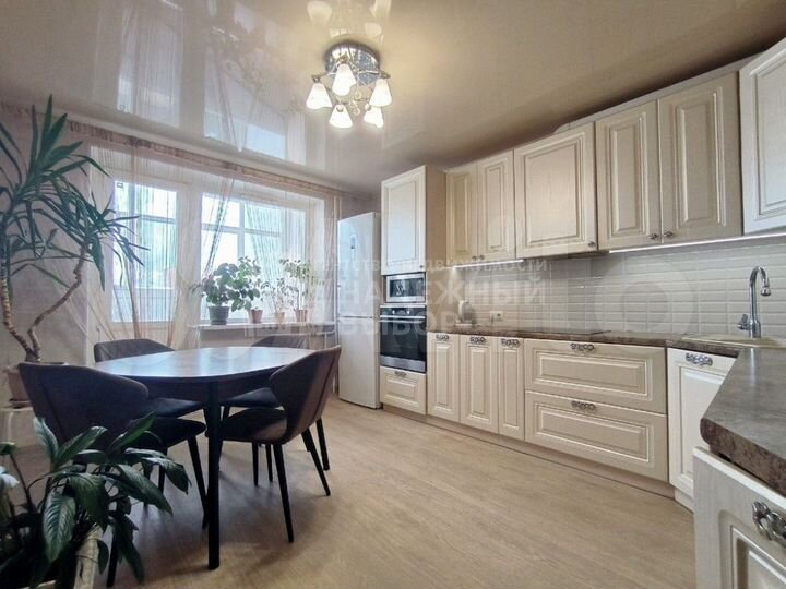 2-к. квартира, 66 м², 13/14 эт.