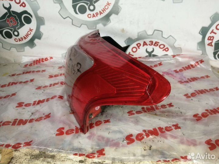 Фонарь правый Mitsubishi lancer 10 хетчбек