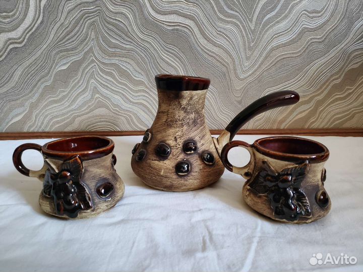 Турка керамическая+две чашки