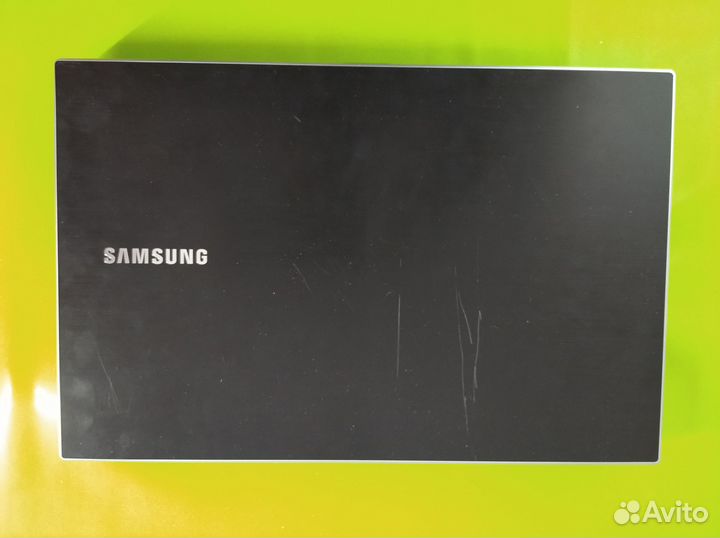 Ноутбук Samsung np300v5a на SSD + HDD