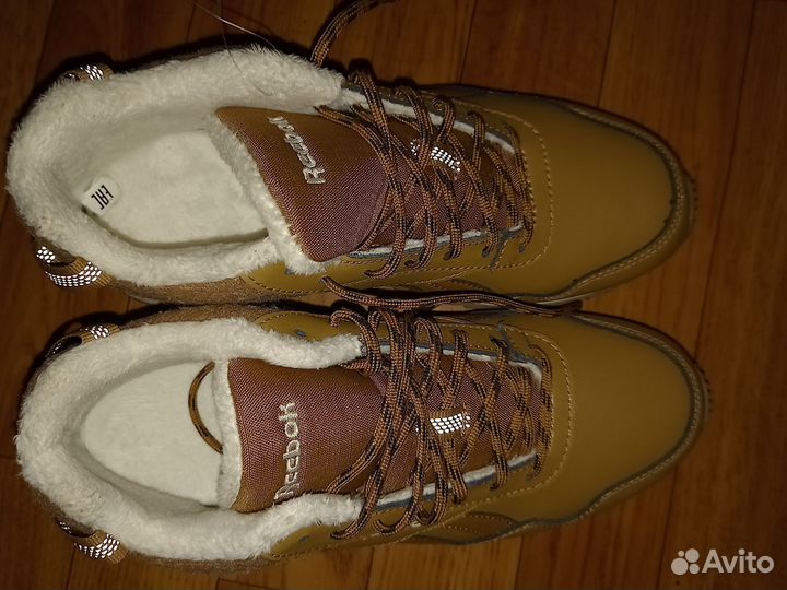 Кроссовки Reebok новые р 36