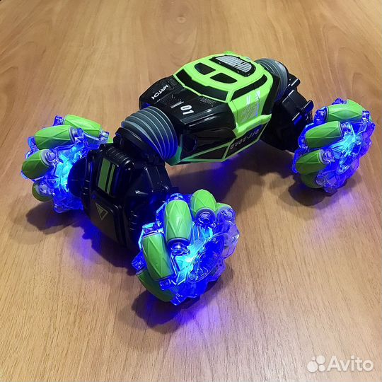 Машинка перевертыш управление жестами