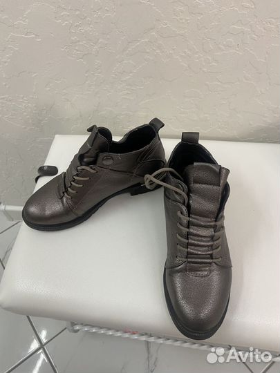 Ботинки женские