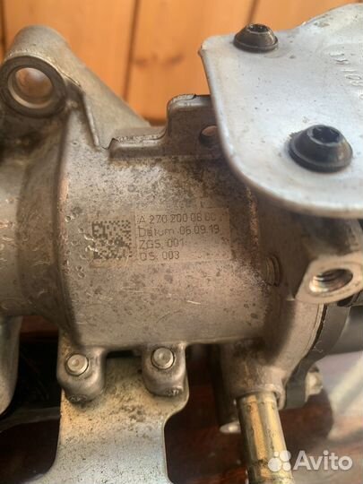 Помпа мерседес GLA 2.5