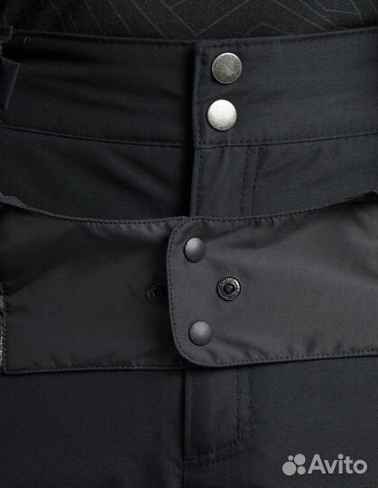 Пуховик мужской Descente новый 50,52 ориг