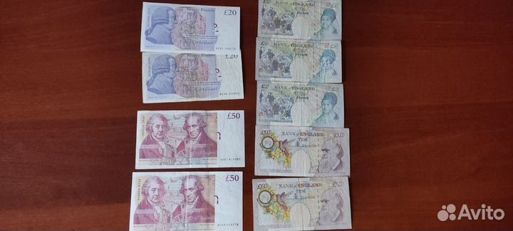 Фунты стерлингов вышли из обращения