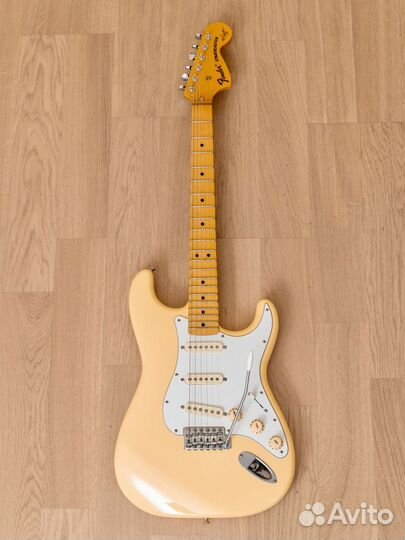 Электрогитара Fender Yngwie Malmsteen Stratocaster