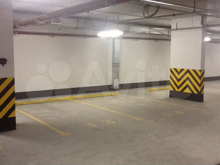 Машиноместо