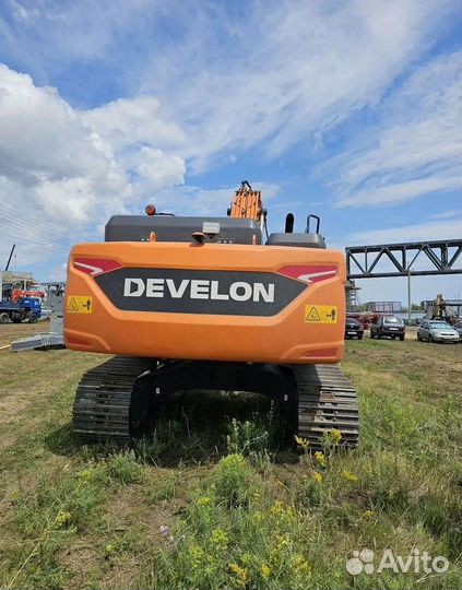 Гусеничный экскаватор Develon DX210-7M, 2024