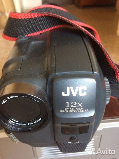 Японская ретро Видеокамера JVC VHS GR-AX48
