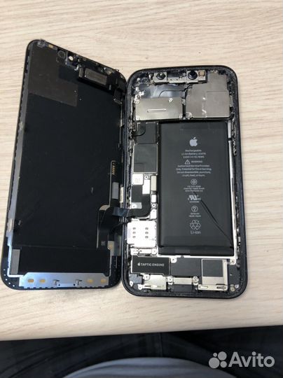 iPhone 12, 64 ГБ